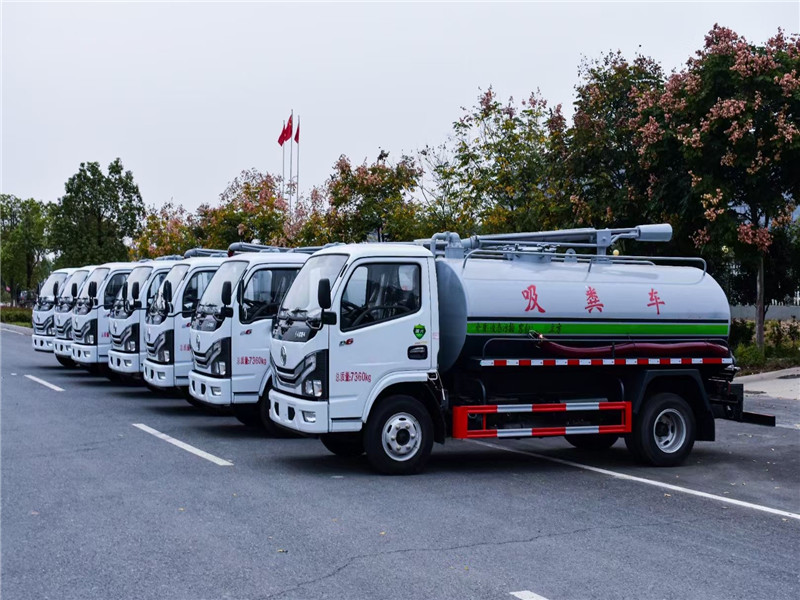 程力吸糞車廠家在湖南中部農(nóng)博會(huì)亮相引起關(guān)注