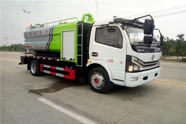 清洗吸糞吸污車這些環衛專用車的配置選擇技巧值得你參考