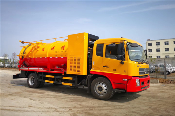 ?高壓清洗吸污車操作人員在作業過程中需要做到哪些呢？今天終于知道了！