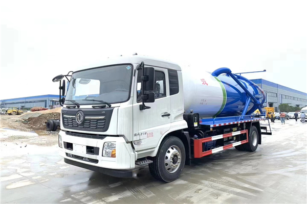 實力與顏值兼具東風天錦VR國六單橋吸污車熱賣推廣