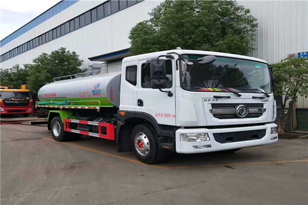 農(nóng)村吸糞車吸的糞便都去哪了，近看吸糞車市場遠景