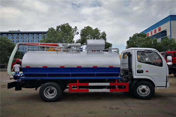 了解一下與我們生活息息相關的東風多利卡5方吸糞車