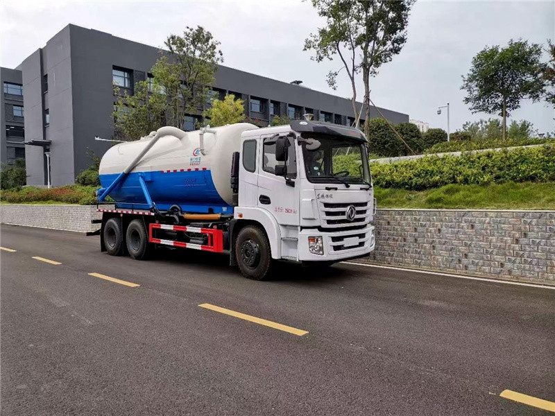 東風(fēng)大多利卡吸糞車實(shí)力派專業(yè)吸糞排污選手