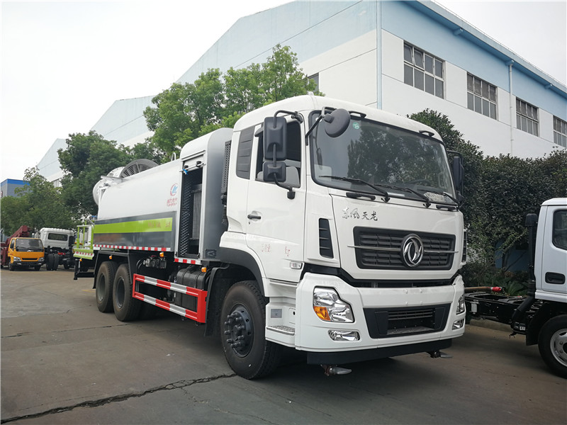 東風天錦抑塵車射程可達28米，調直沖狀、大雨、中雨、毛毛雨