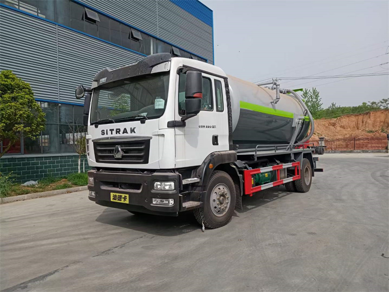 重汽汕德卡單橋13方吸污車