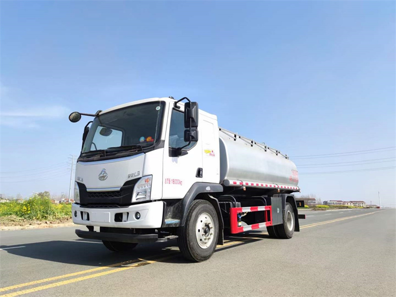 東風柳汽15方減水劑供液車