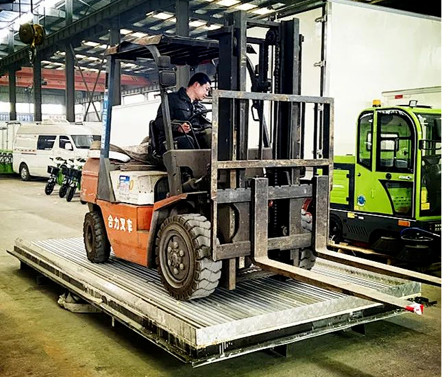 技術創新：真發泡聚氨酯冷藏車，一車能頂兩車用----程力輕量化技術創新打造聚冷王高端冷鏈物流專用車降溫快保溫長油耗低效益高