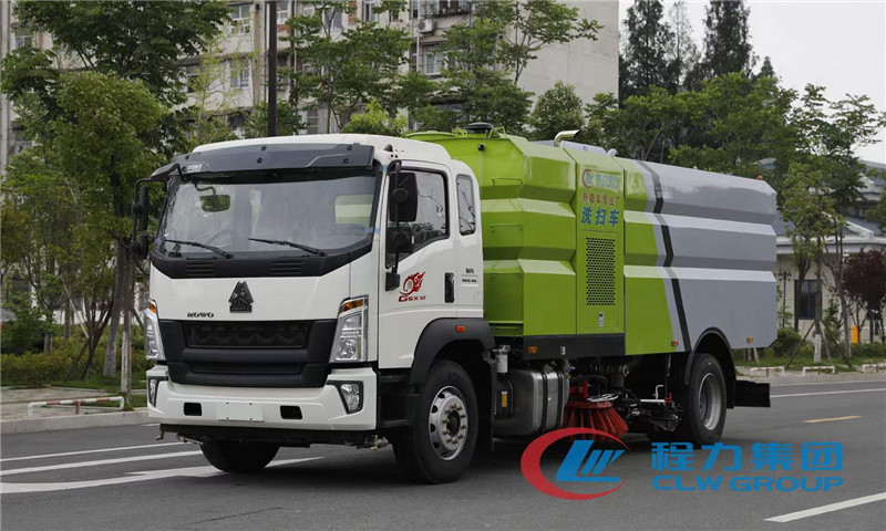 國(guó)六重汽豪沃16方洗掃車