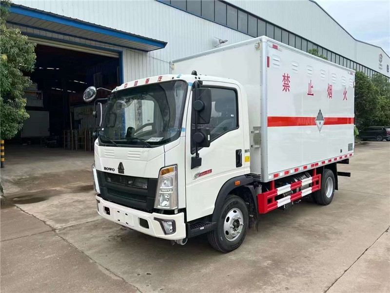 重汽小黃牌廂式運輸車